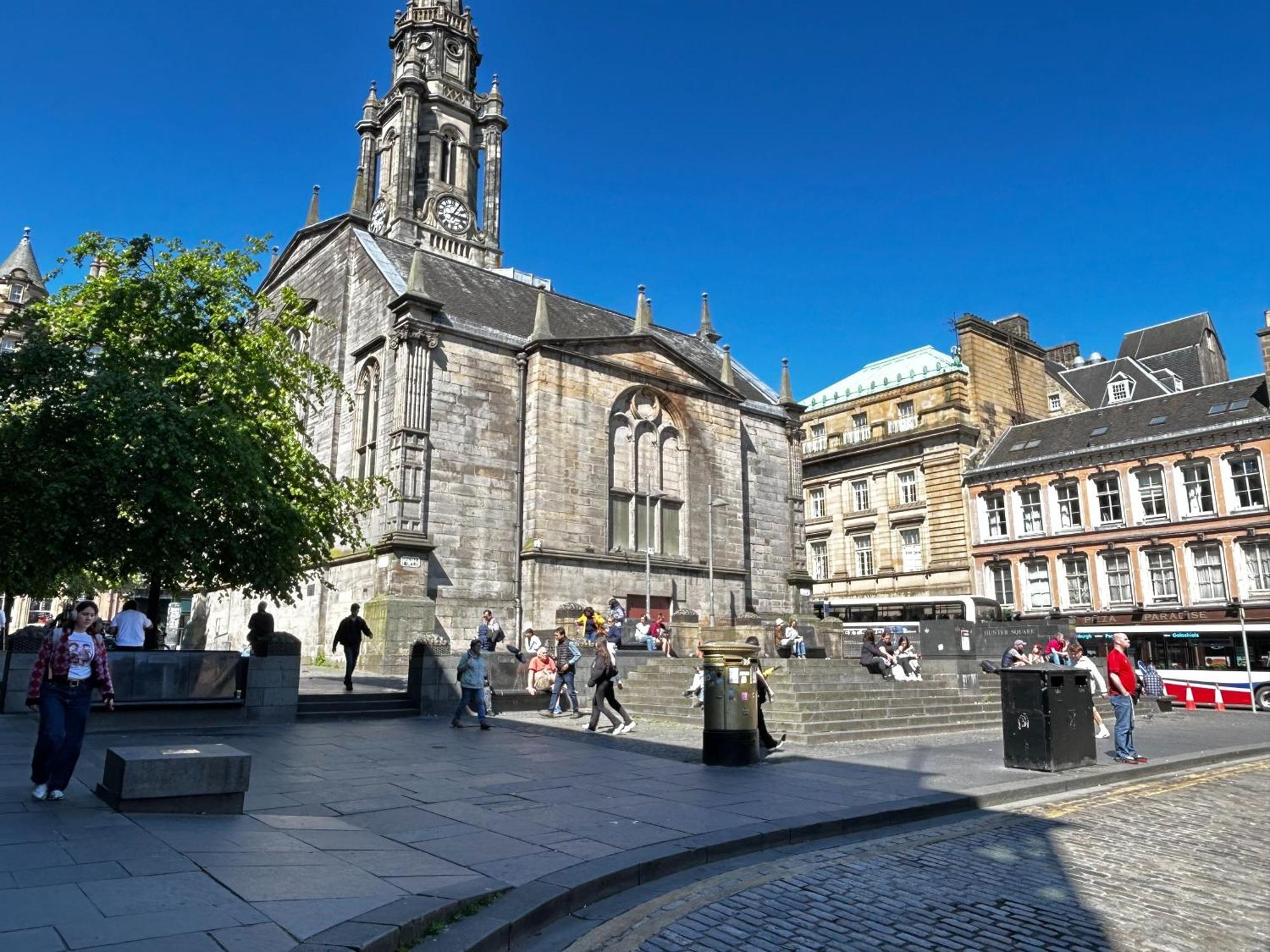 Blair St Burns Apt Old Town Edimburgo Esterno foto